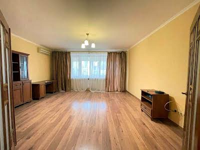 квартира за адресою Тарасівська вул., 21