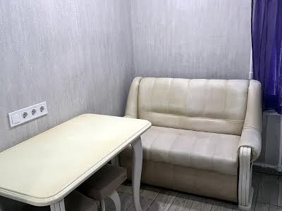 квартира за адресою Леся Курбаса просп., 15