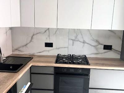 квартира за адресою Миру 12, 12