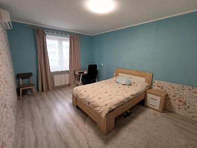 квартира за адресою Сергія Данченка вул., 3