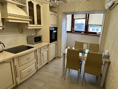 квартира за адресою Загорівська вул. (Багговутівська), 8/10