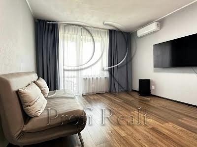 квартира за адресою Черкаська вул., 26