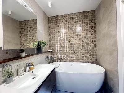 квартира за адресою Київ, Софії Русової вул., 3