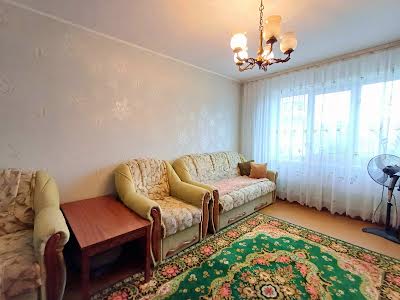 квартира за адресою Володимира Івасюка просп. (Героїв Сталінграду), 61