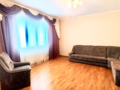будинок за адресою с. Гнідин, Центральна вул., 11