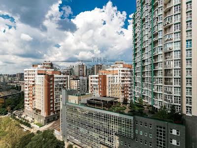квартира по адресу Джона Маккейна ул. (Кудри Ивана), 7