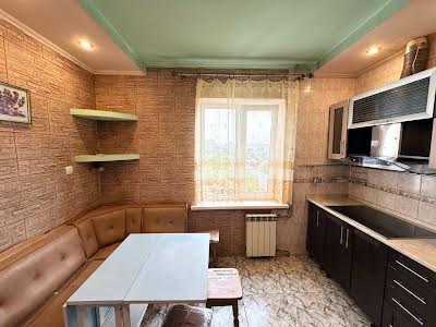 квартира за адресою Харківське шосе, 180/21