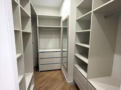 квартира по адресу Юнатская ул., 19