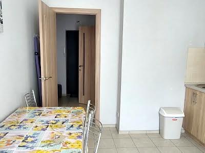 квартира за адресою Практична вул., 6