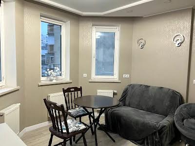 квартира по адресу Драгоманова ул., 38-А