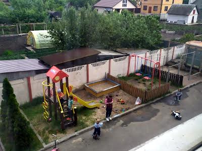 квартира за адресою Вишнева вул., 1