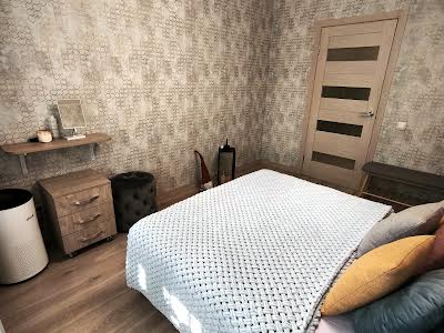 квартира за адресою Європейська вул. (Жовтнева), 34-Б