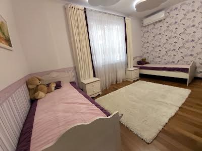 квартира по адресу Киев, Василия Тютюнника ул. (Анрі Барбюса), 37к