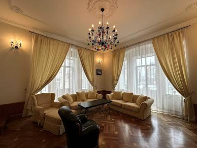 квартира по адресу Театральная ул., 23