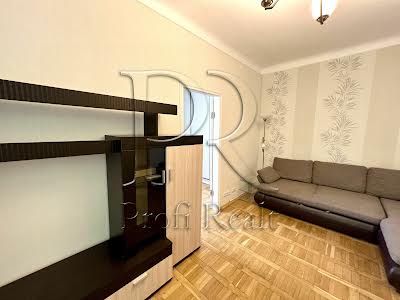 квартира за адресою Машинобудівна вул., 34