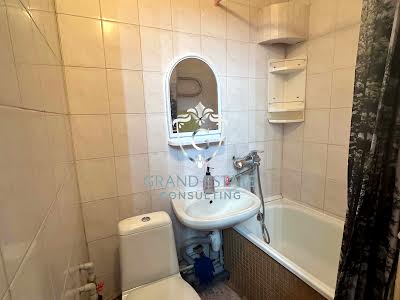 квартира за адресою Йорданська вул. (Лайоша Гавро), 4