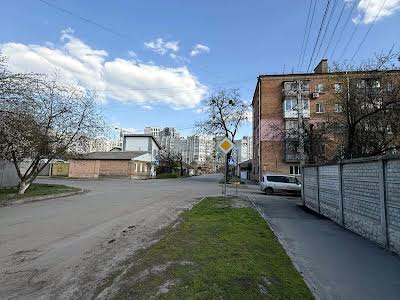 будинок за адресою Ґарета Джонса вул. (Спартака), 14