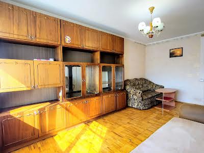 квартира по адресу Голосеевский просп. (40-летия Октября), 7