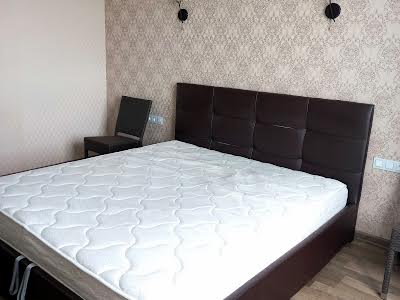 квартира за адресою Сергія Данченка вул., 34