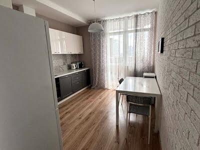 квартира за адресою Воскресенська вул., 16
