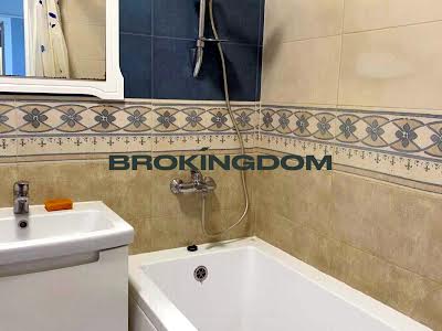 квартира за адресою Шолуденка вул., 15б