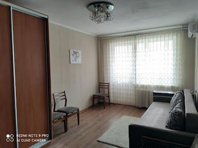 квартира за адресою Машинобудівна вул., 14