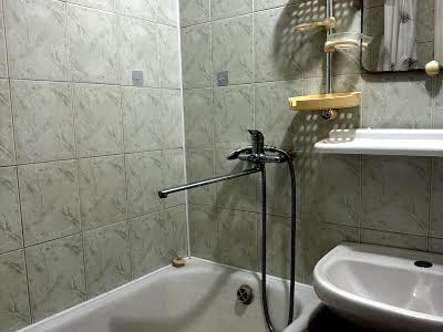 квартира за адресою Андрія Малишка вул., 37