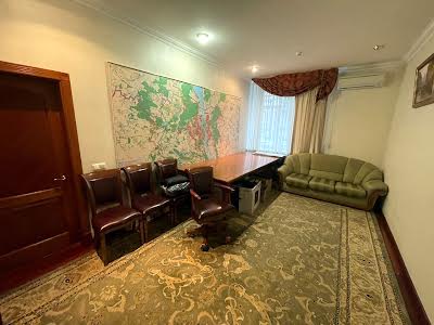 квартира по адресу Круглоуниверситетская ул., 18/2