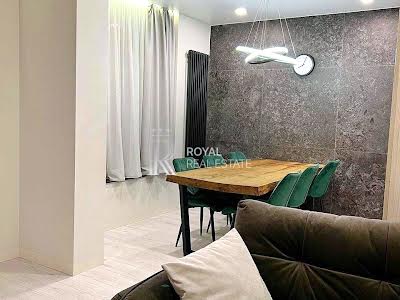 квартира за адресою Регенераторна вул., 4
