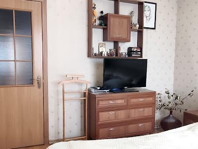 квартира по адресу Гонгадзе Георгия просп. (Советской Украины), 18-Д