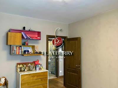 квартира за адресою Межигірська вул., 28
