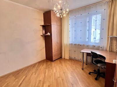 квартира по адресу Болградская, 34