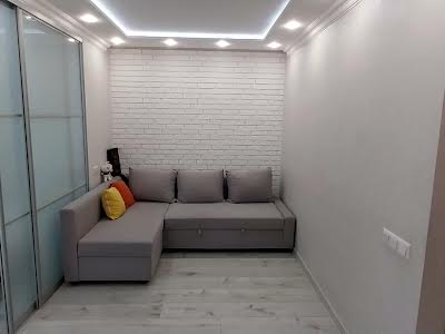 квартира за адресою Соломії Крушельницької вул., 15