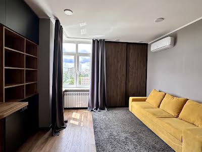 квартира за адресою Митрополита Василя Липківського вул. (Урицького), 37-В