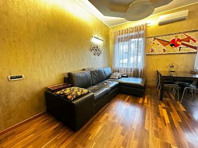 квартира за адресою Дарвіна вул., 8