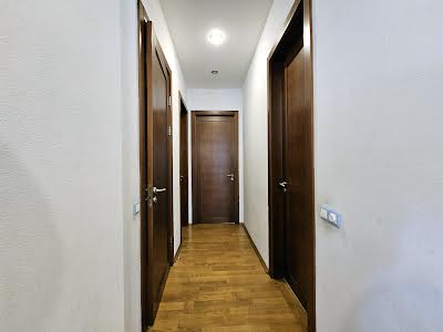 квартира за адресою Панаса Мирного вул., 8