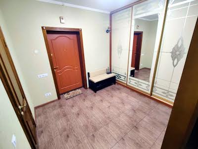 квартира за адресою Михайла Максимовича вул. (Онуфрія Трутенка), 3-Д