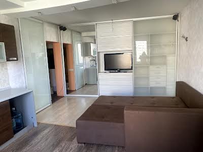 квартира по адресу Киев, Драгоманова ул., 6-А