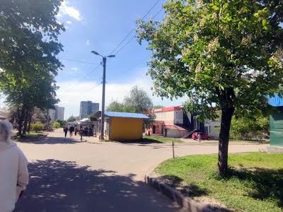 кімната за адресою Роганська вул., 152