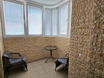 квартира за адресою Київ, Стадіонна вул., 6