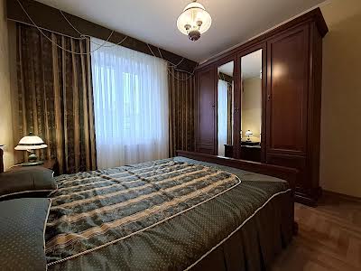квартира за адресою Академіка Єфремова вул. (Командарма Уборевича), 29/22