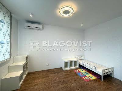 квартира за адресою Андрія Аболмасова вул. (Панельна), 7