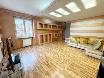 квартира по адресу Владимира Ивасюка просп. (Героїв Сталінграду), 4