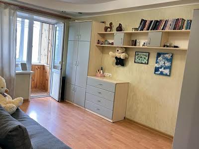 квартира за адресою Верховної Ради бульв., 26-А
