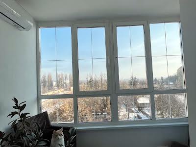 квартира за адресою Київ, Академіка Лебедєва вул., 1