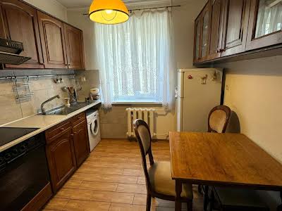квартира за адресою Дегтярівсьа, 30-В