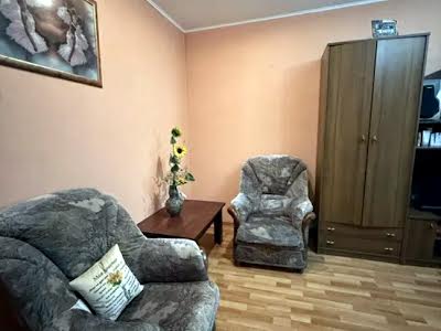 квартира за адресою Озерна вул., 14