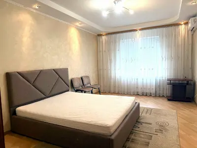 квартира за адресою Федора Ернста вул., 12