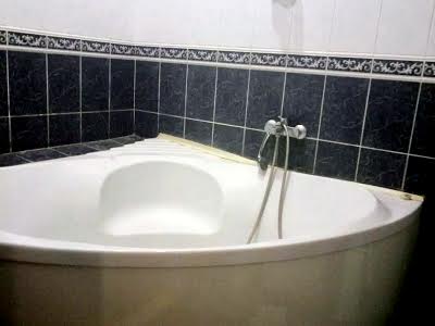 квартира за адресою Лаврська вул. (Січневого Повстання), 6