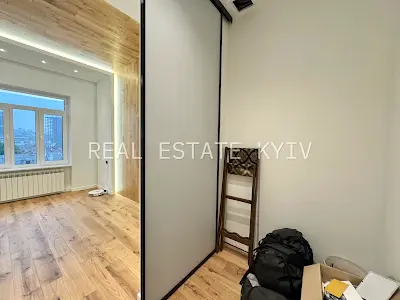 квартира за адресою Велика Васильківська вул. (Червоноармійська), 67/7